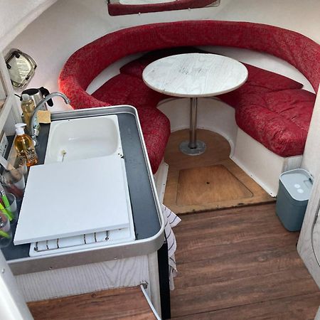 Bateau-Gite Sur Le Halage De La Mayenne L'Huisserie Екстериор снимка